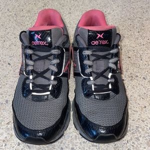 Aetrex Model S680 5.5W Wide